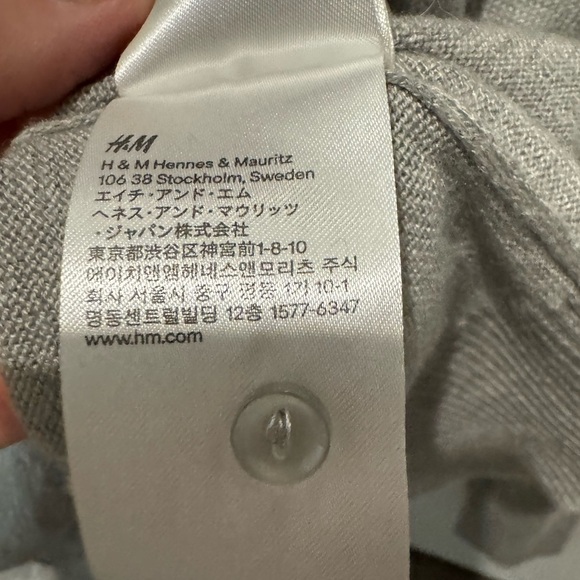 H&M Gray Sweater with Sparkly Sequin Collar Women’s M Holiday Party Top - Picture 10 of 13